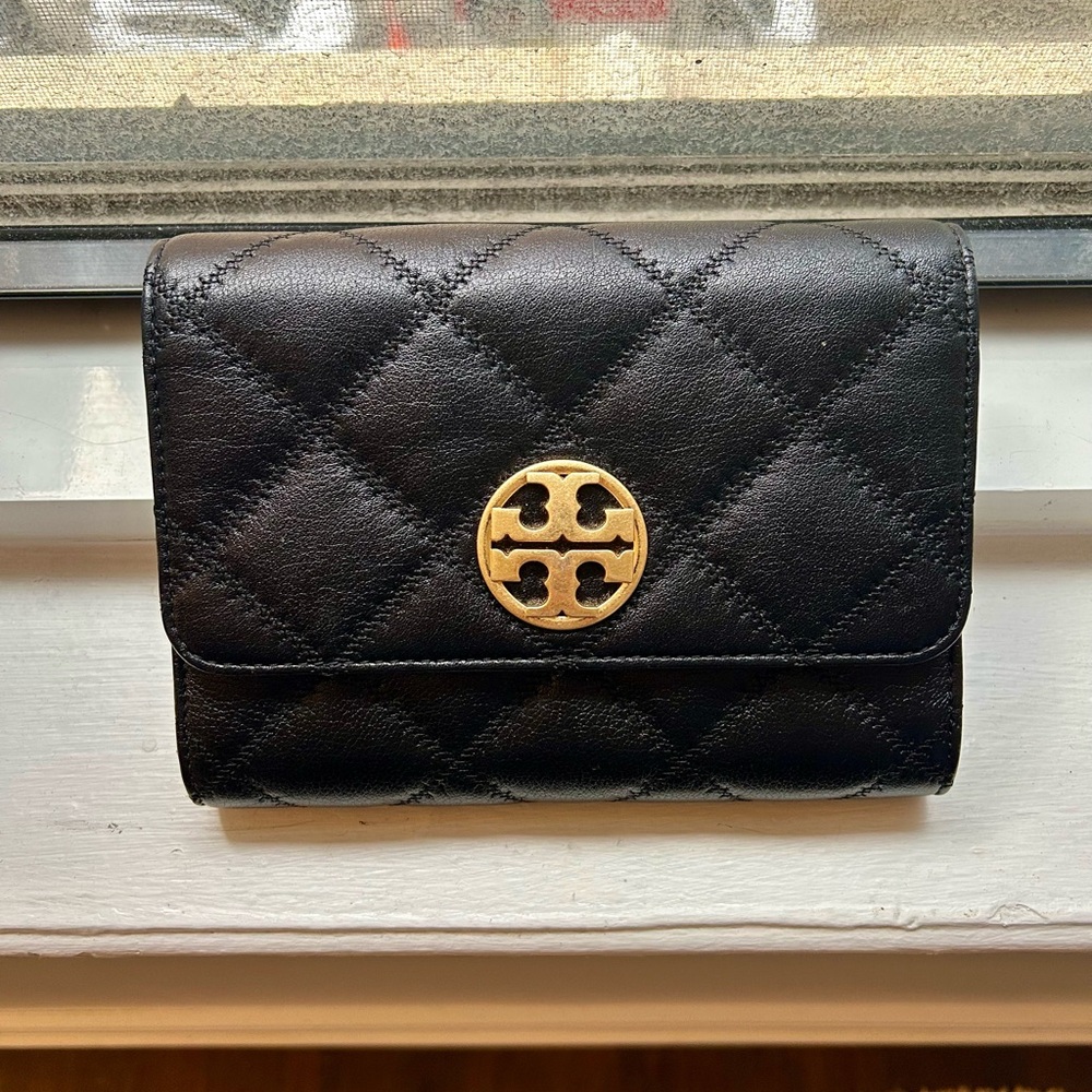 Tory Burch Black Quilted Crossbody